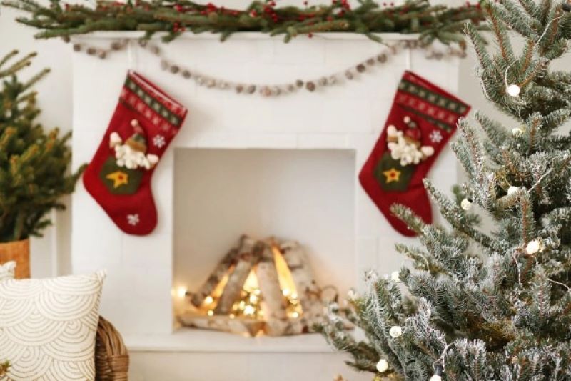 Spreading Joy this Year: Easy, Budget-Friendly Ways to Fill Your Home With Holiday Cheer